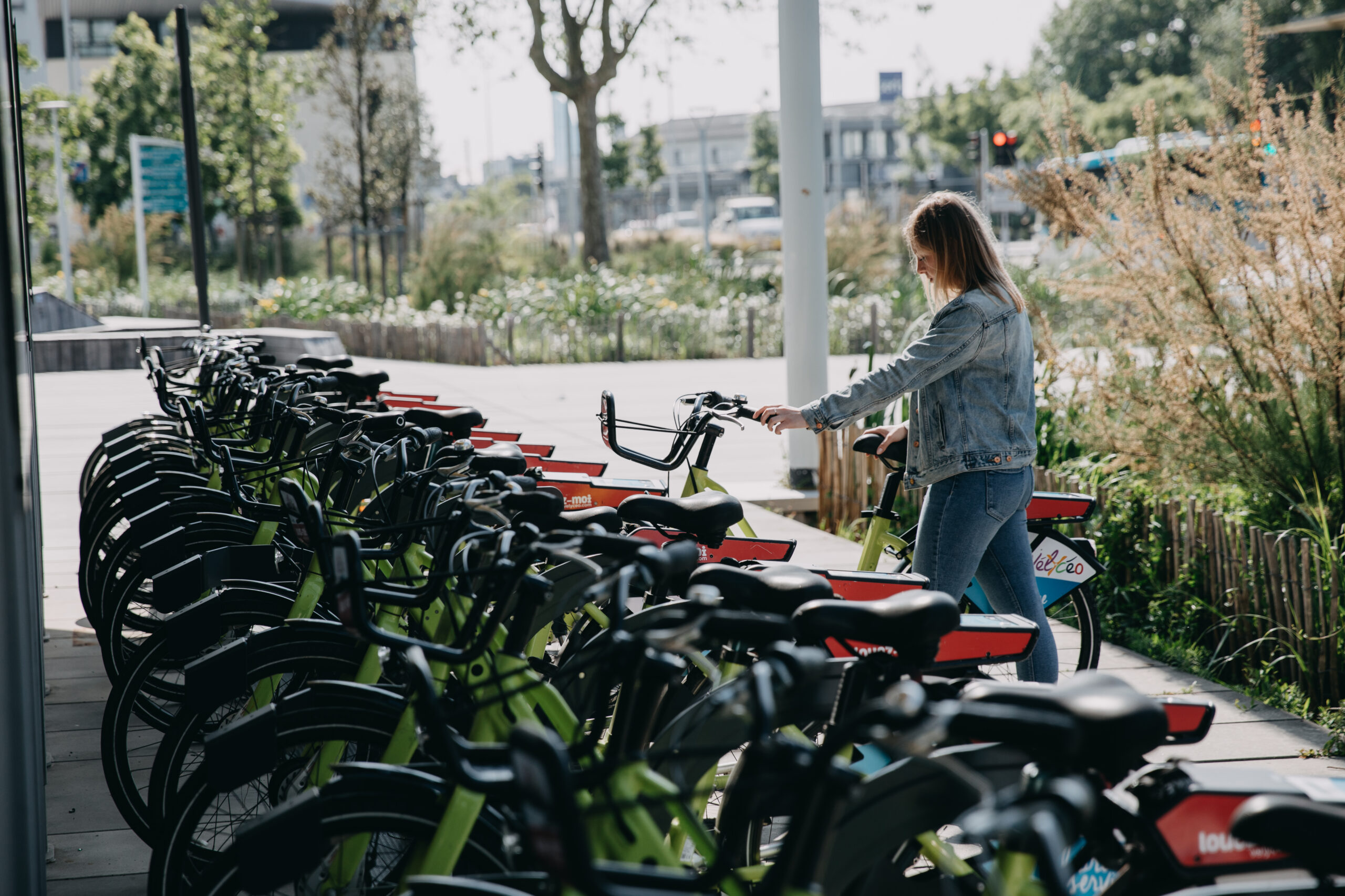 Service de vélo en libre-service Vélycéo à Saint-Nazaire propulsé par Ecovelo