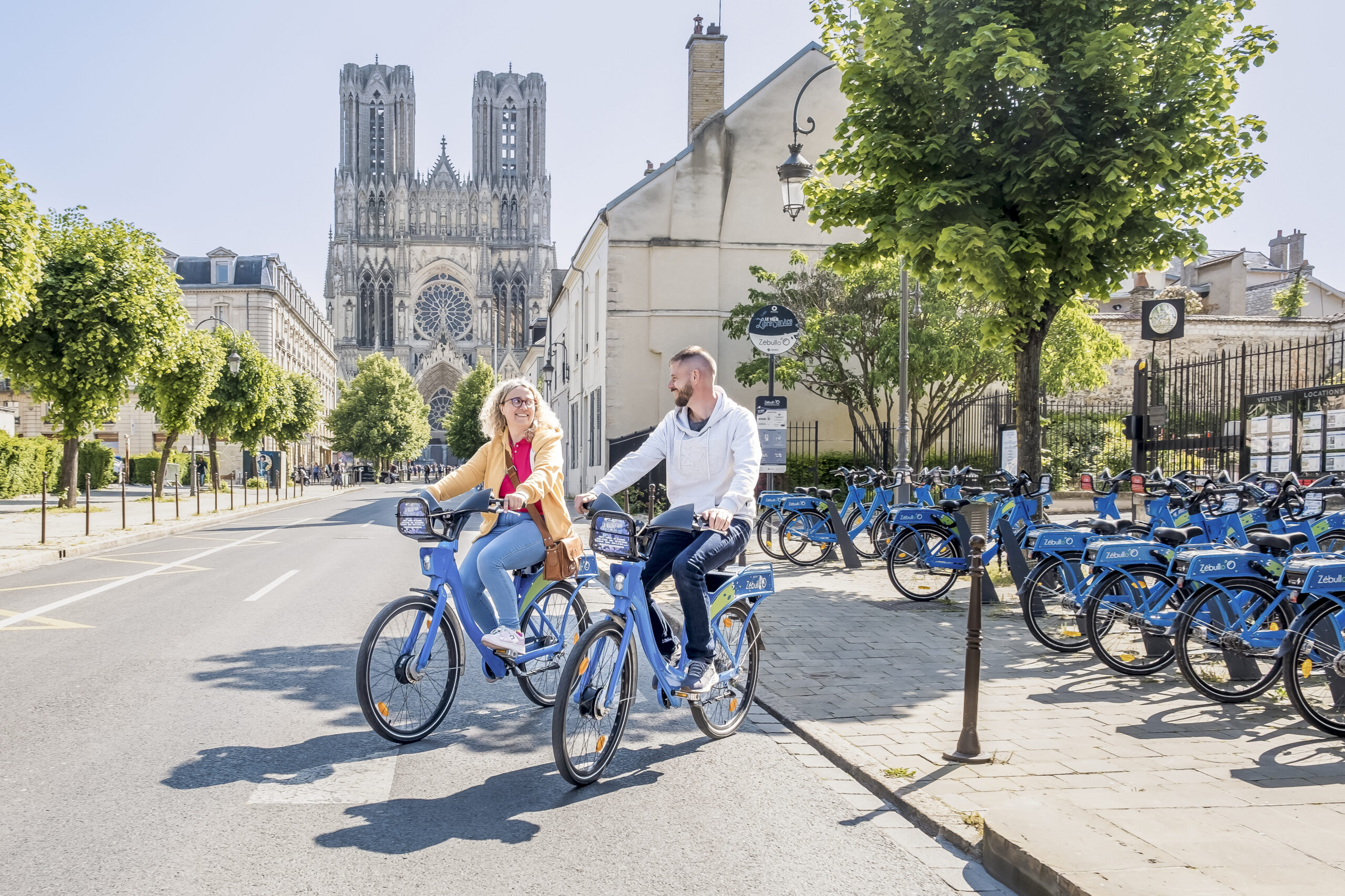 Service de vélo en libre-service Zébullo à Reims propulsé par Ecovelo